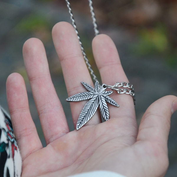 Кулон на шию Лист Royal Bracelets ланцюжок нержавіюча сталь One size 60см (49) 49 фото