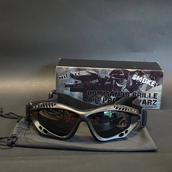 Окуляри тактичні Mil-Tec Десантні затемнені На резинці One size Чорні COMMANDO BRILLE AIR PRO SCHWARZ SMOKE (15615302) 15615302 фото